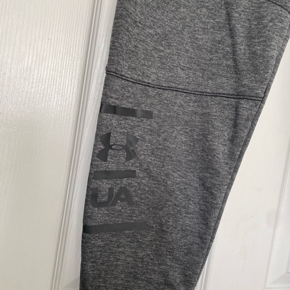 Men's Under Armour Cold Gear Charcoal Jogger Pants Size L - Picture 3 of 4